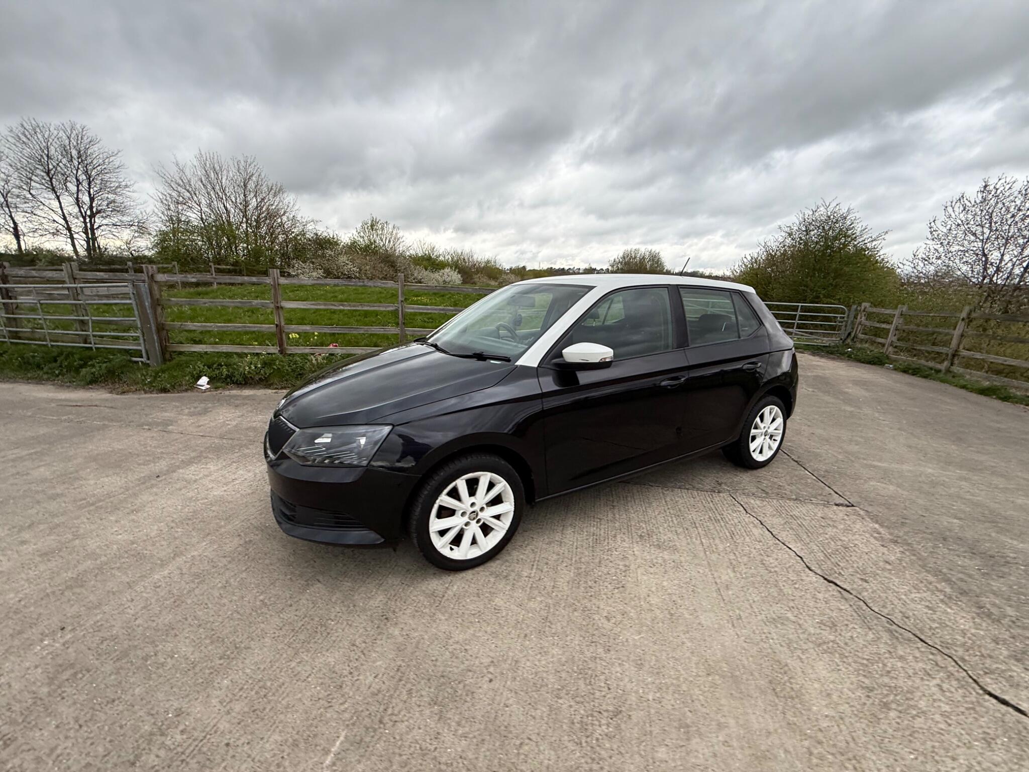 Skoda Fabia 1.0 TSI Colour Edition Euro 6 (s/s) 5dr — photo 53 of 90